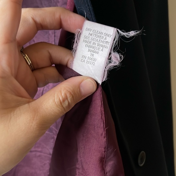 Anne Klein Blue Tailored Blazer with Notched Lapels - Picture 6 of 9